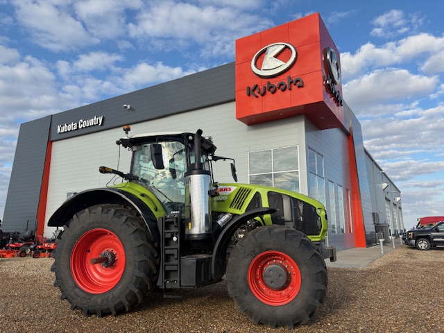 2023 CLAAS Axion 920 Tractor