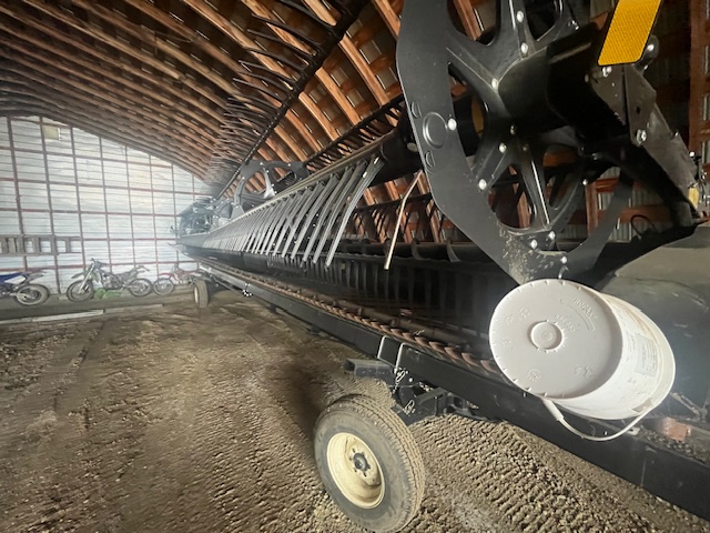 2019 MacDon FD135 Header Combine