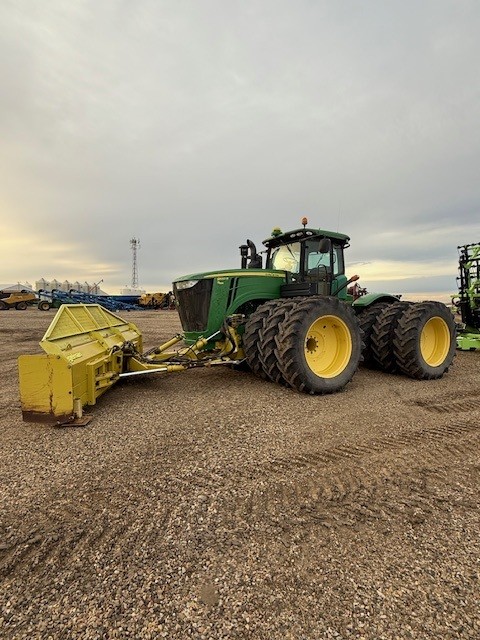 2012 John Deere 9560R Tractor