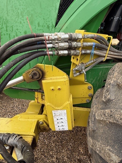 2012 John Deere 9560R Tractor