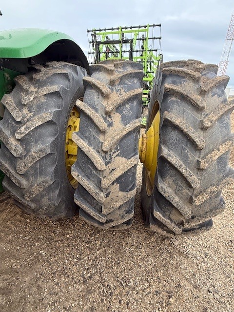 2012 John Deere 9560R Tractor