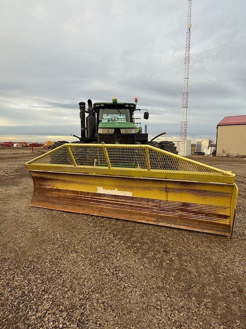 2012 John Deere 9560R Tractor