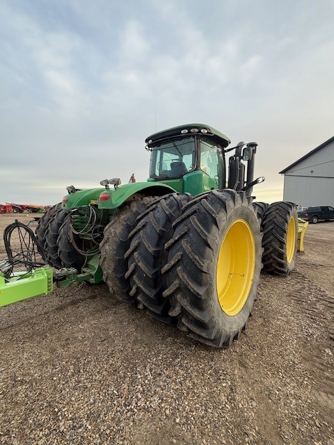 2012 John Deere 9560R Tractor