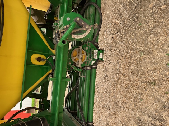 2012 John Deere 1870 Air Seeder
