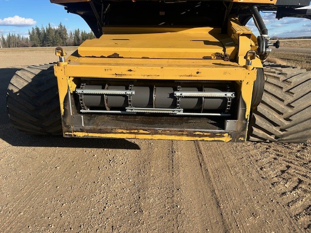 2011 CLAAS 760TT Combine