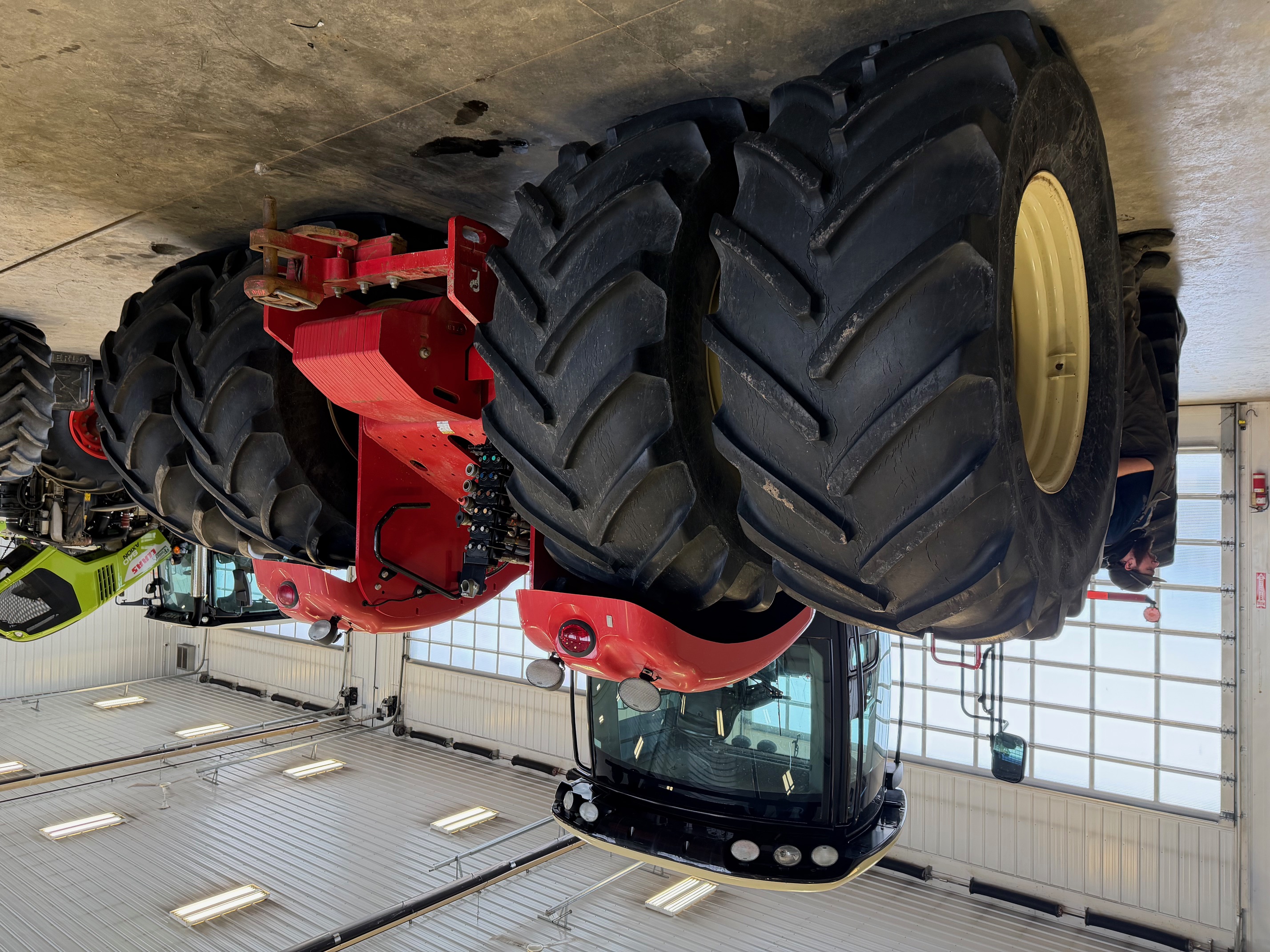 2013 Versatile 550 Tractor