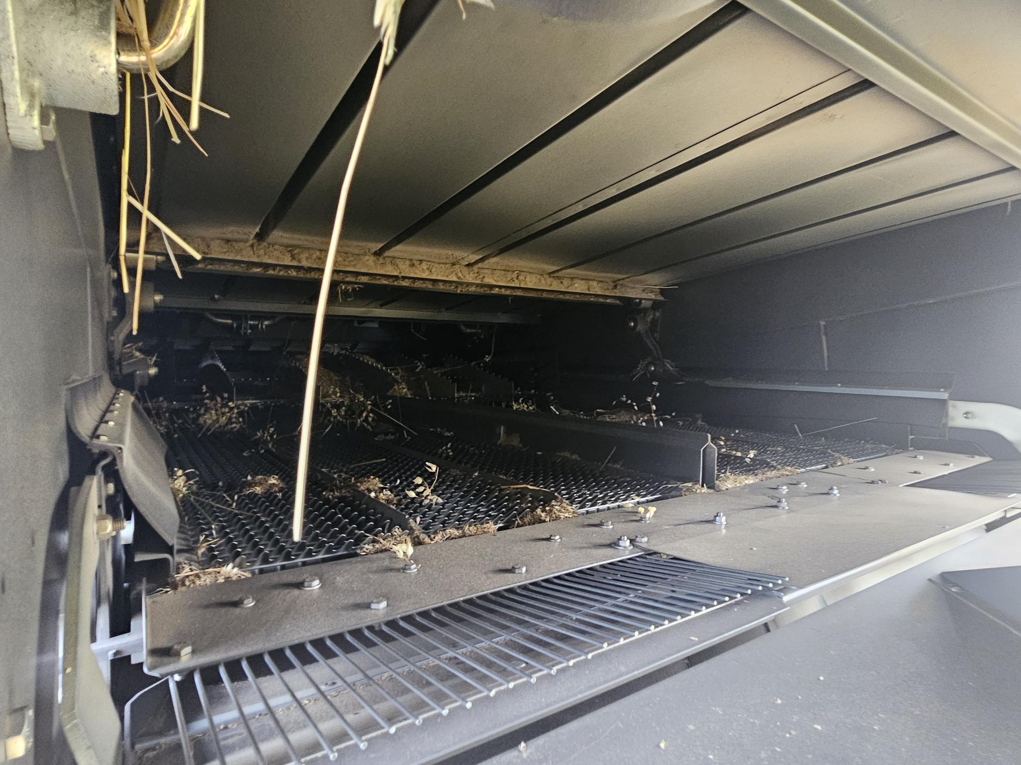 2013 CLAAS 670 Combine