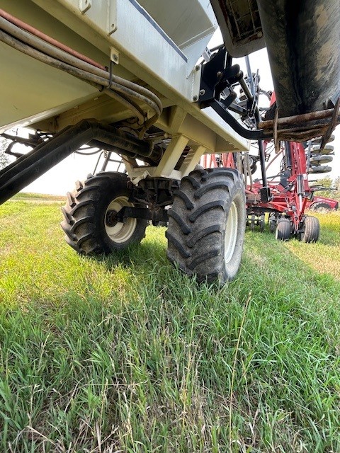 2009 Bourgault 6550 Air Tank/Cart