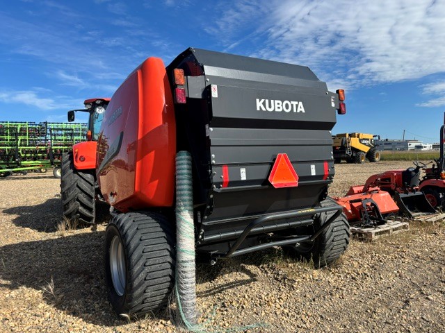 2017 Kubota BV4580 Baler/Round
