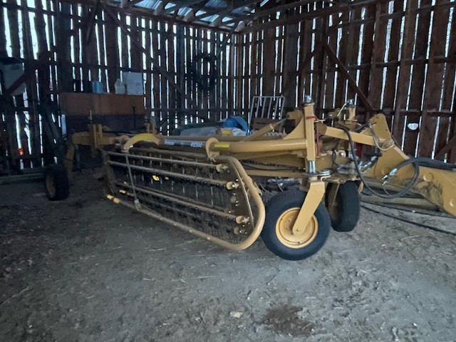 2010 Vermeer R2300 Rake