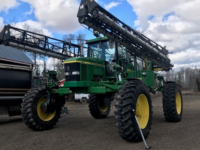 2003 John Deere 4710 Sprayer/High Clearance