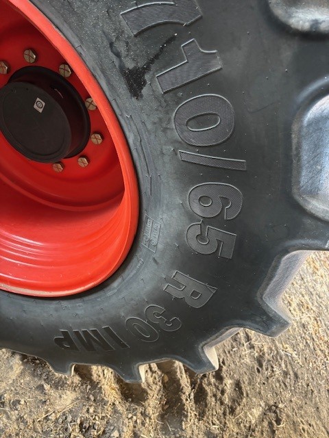 2021 CLAAS 8700 Combine