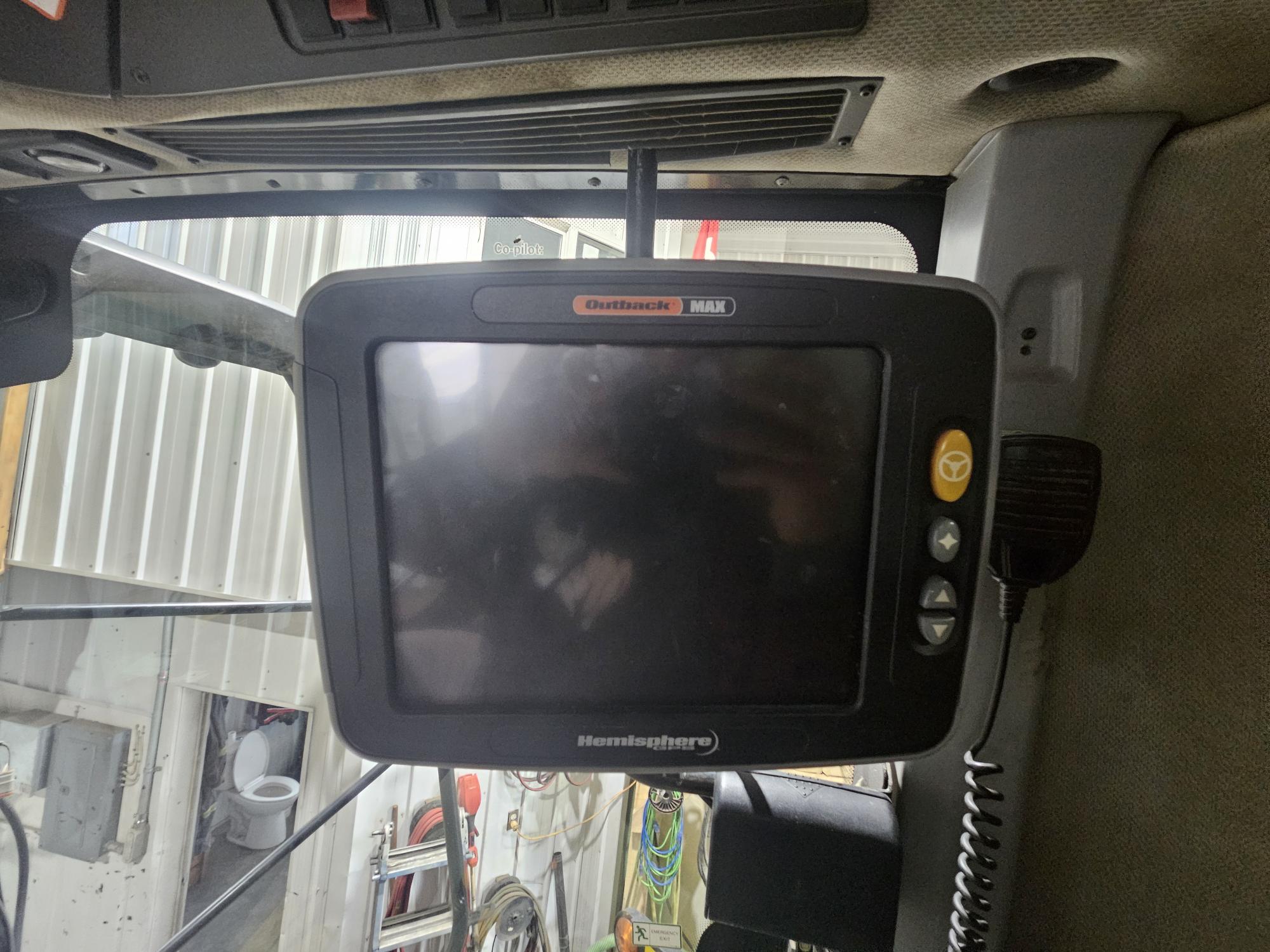 2011 CLAAS 760TT Combine