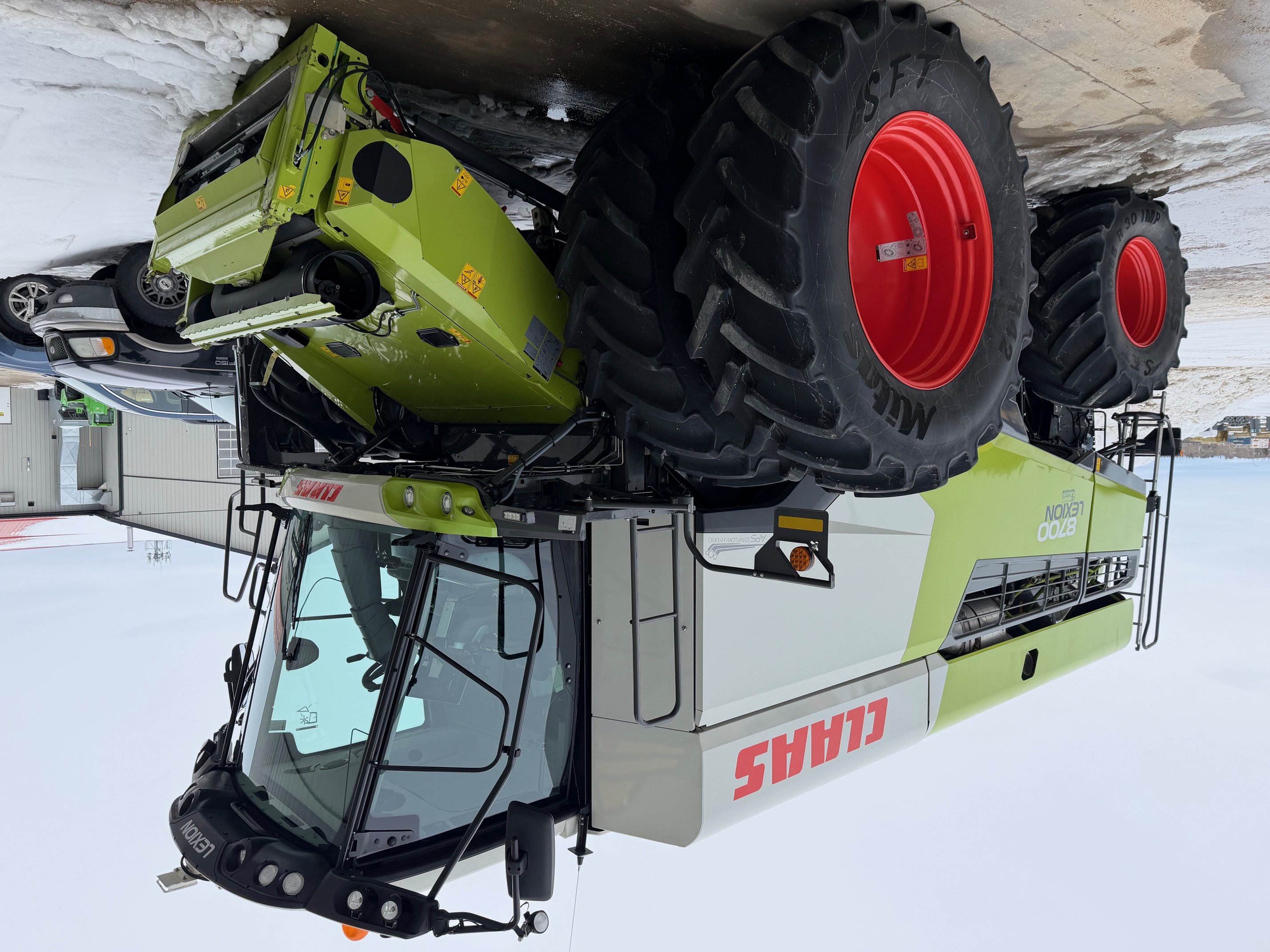 2022 CLAAS 8700 Combine