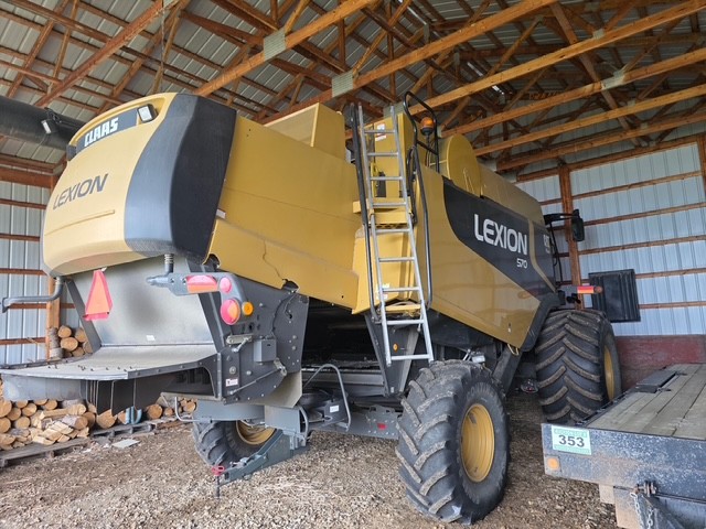 2010 CLAAS 570 Combine