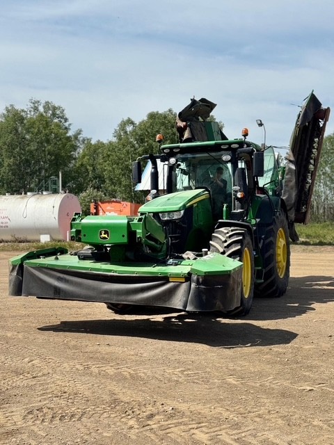 2014 John Deere 388 Mower Conditioner