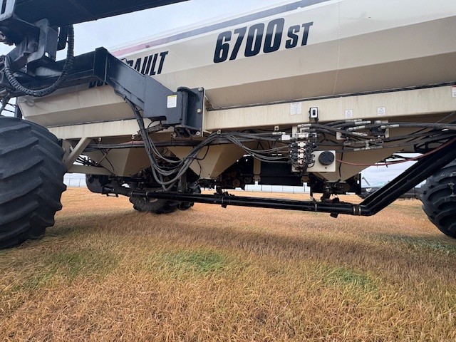 2012 Bourgault 3320 Air Drill