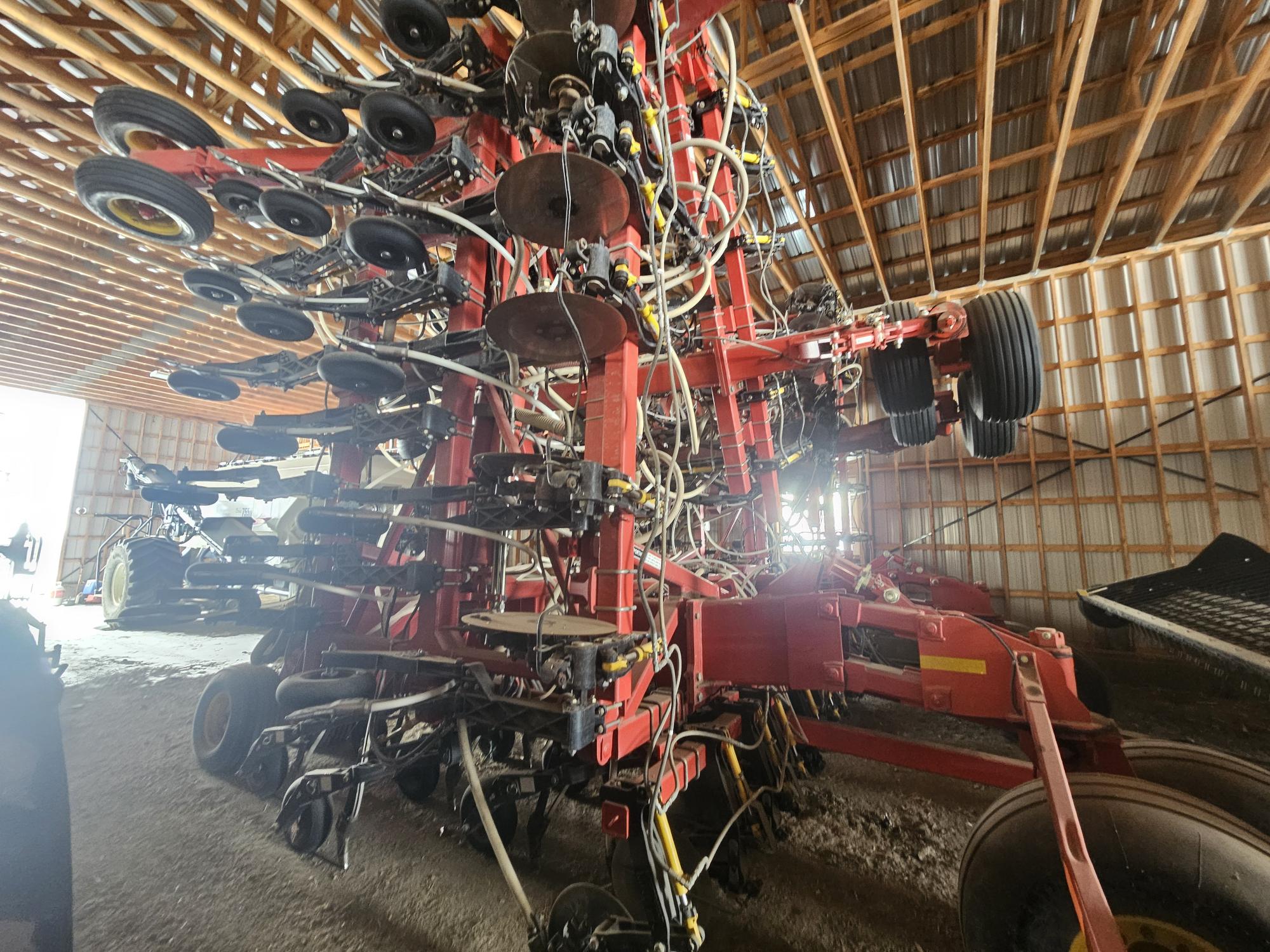 2016 Bourgault 3320 Air Drill