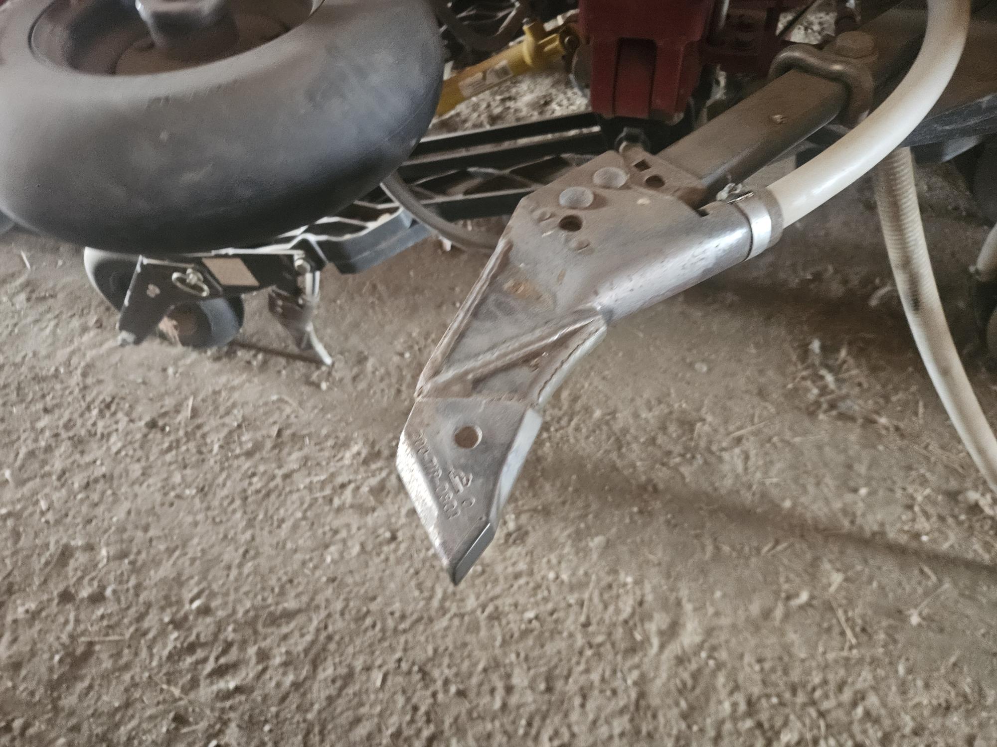 2016 Bourgault 3320 Air Drill