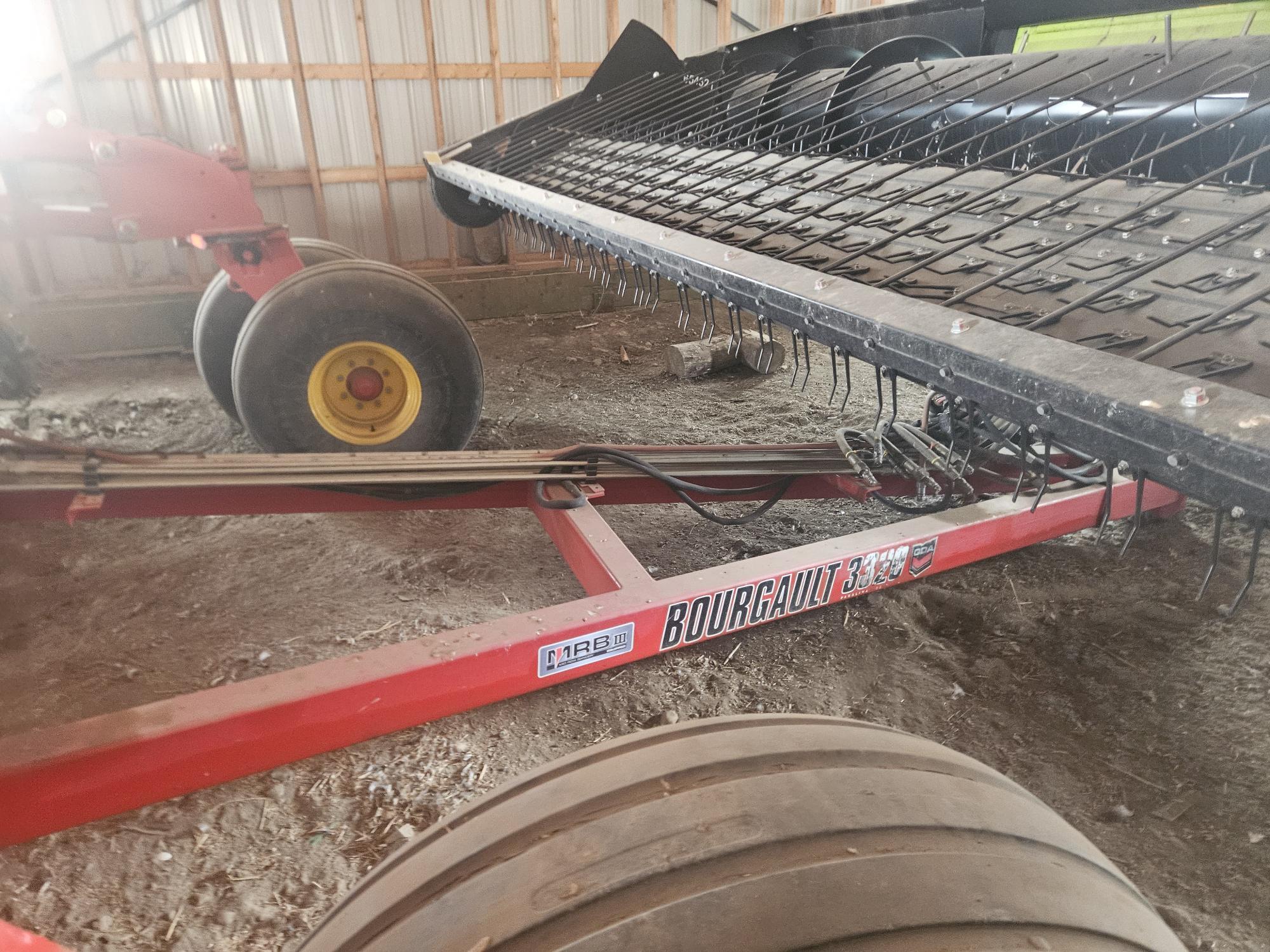 2016 Bourgault 3320 Air Drill