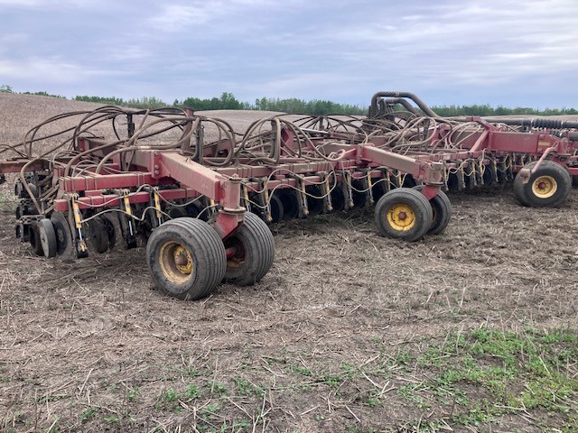 2014 Bourgault 3320 Air Drill