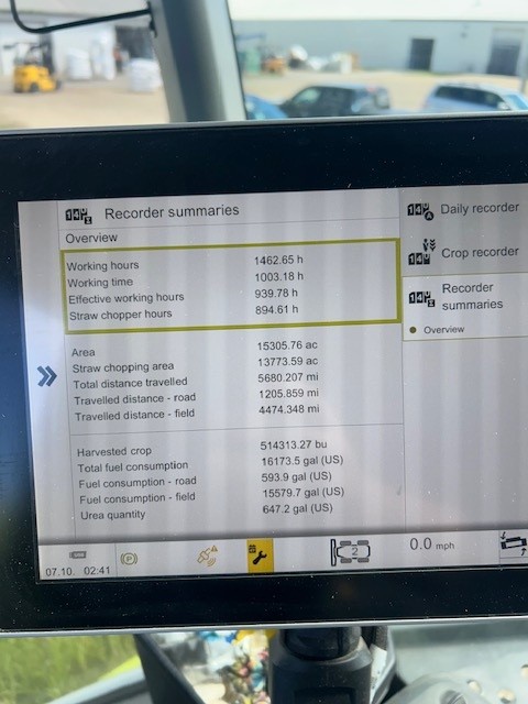 2022 CLAAS 8700TT Combine