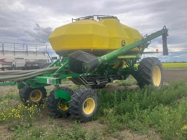 2009 John Deere 1835 Air Seeder