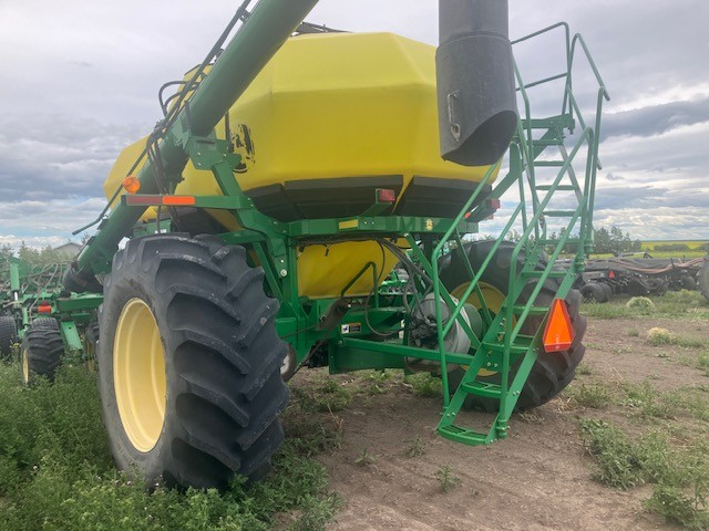 2009 John Deere 1835 Air Seeder
