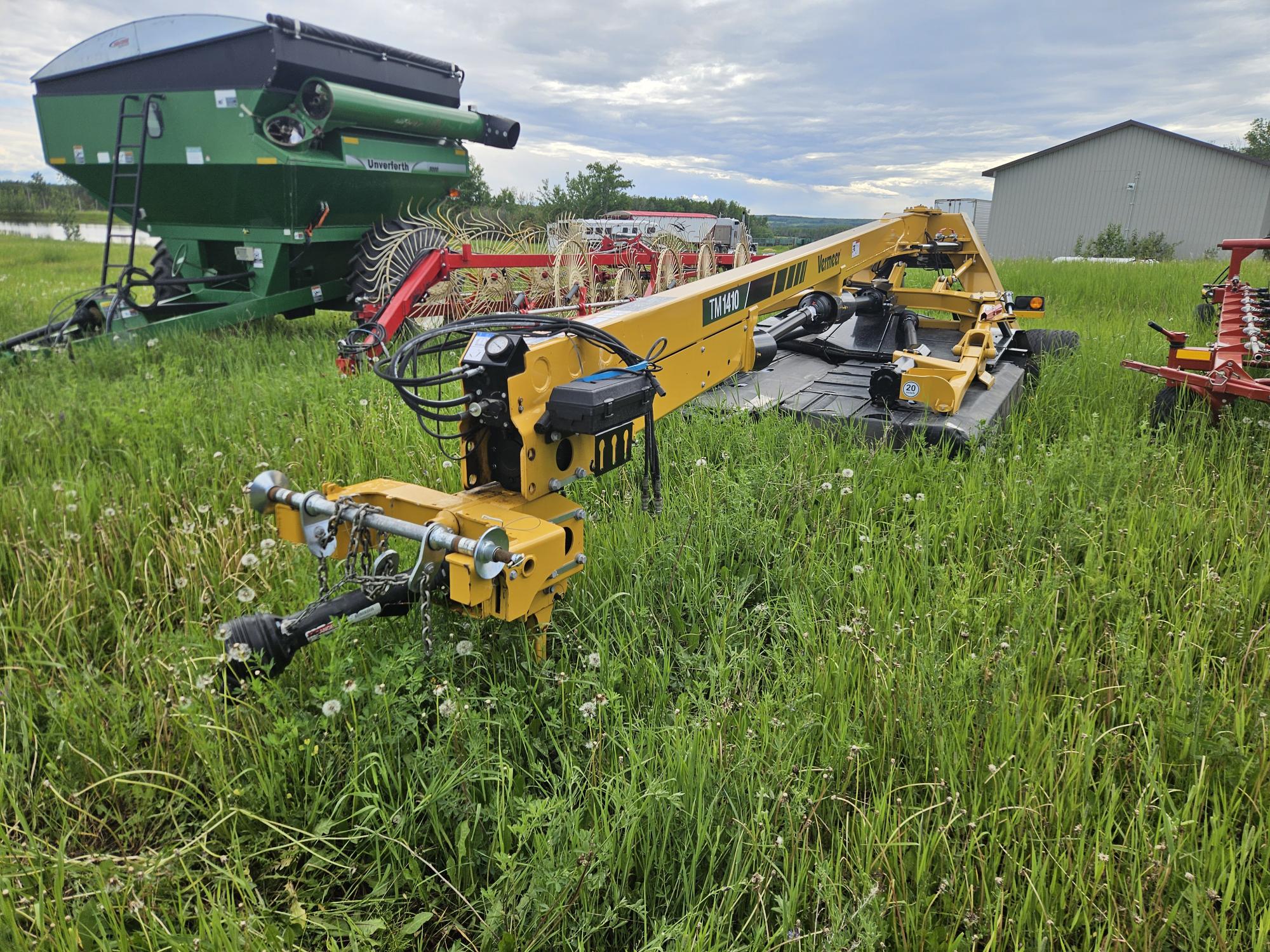 2023 Vermeer TM1410 Mower Conditioner/Disc