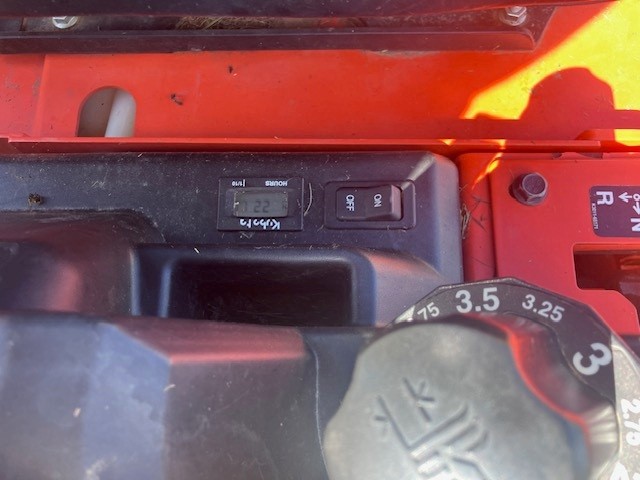 2015 Kubota Z125S Mower/Zero Turn
