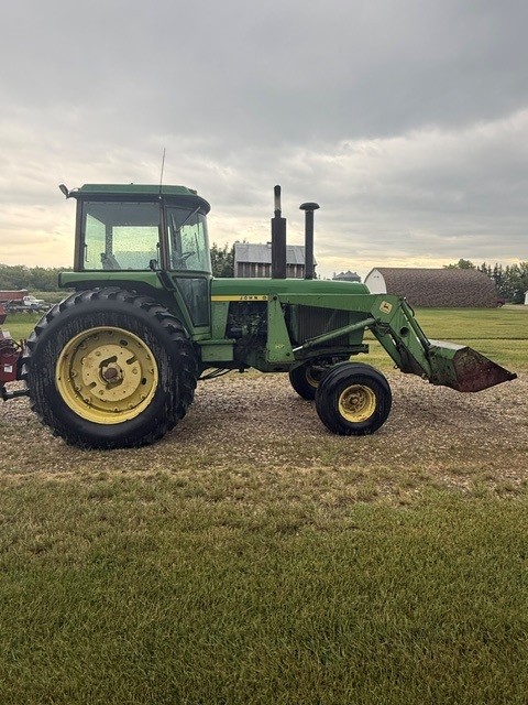 1977 John Deere 4440 Tractor