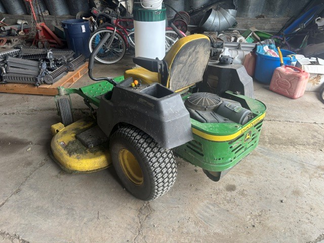 2011 John Deere Z465 Mower/Zero Turn