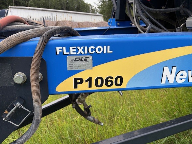 2012 New Holland P2070 Air Drill