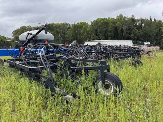2012 New Holland P2070 Air Drill