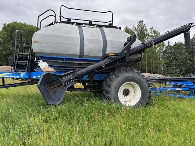 2012 New Holland P2070 Air Drill