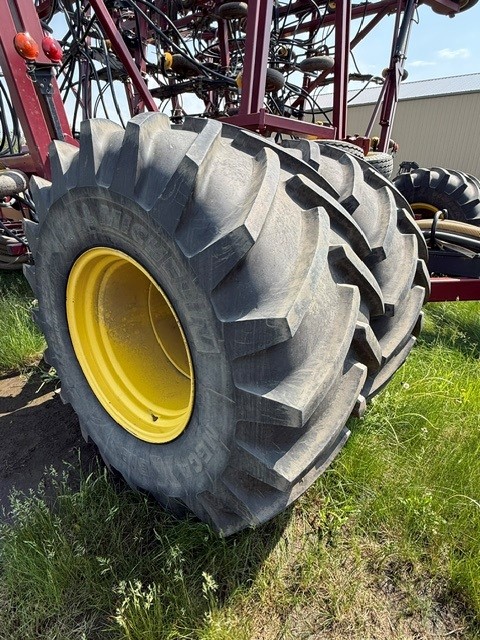 2010 Seed Hawk 8515 Air Seeder