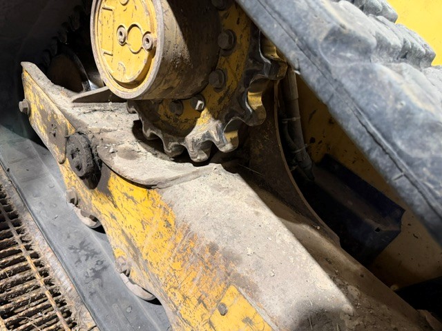 2015 Caterpillar 279D Compact Track Loader