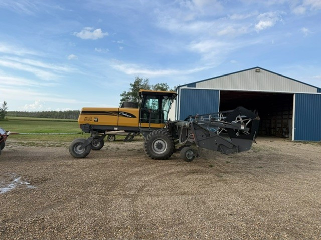 2008 Challenger SP115B Swather