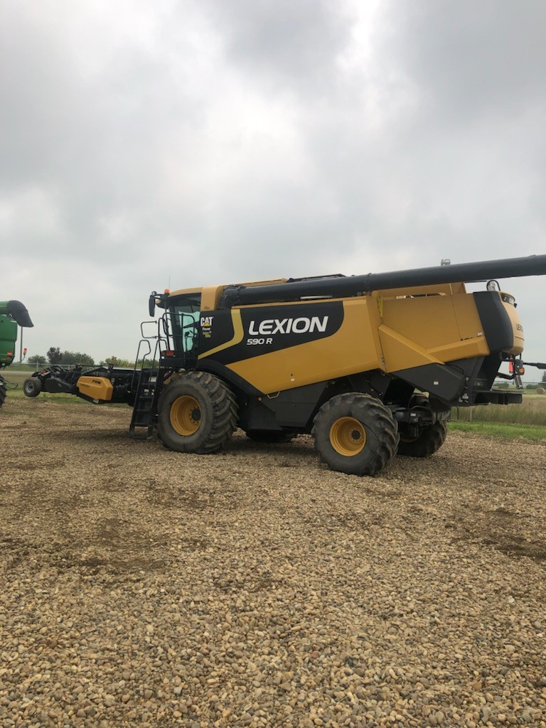 2008 CLAAS 590R Combine