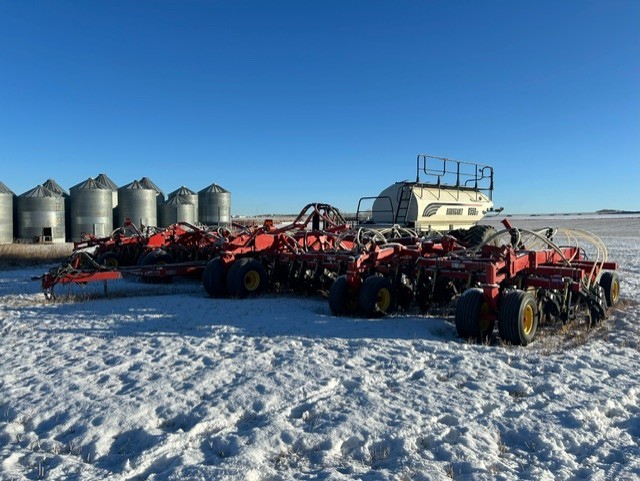 2014 Bourgault 3320 Air Drill