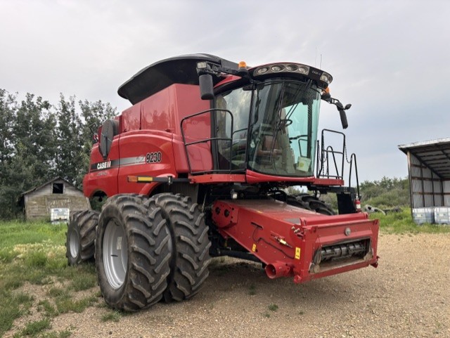 2014 Case IH 9230 Combine