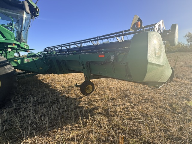2012 John Deere 635D Header