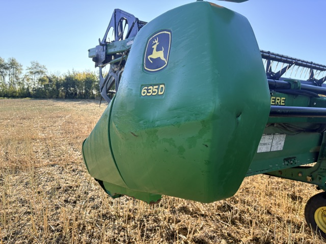 2012 John Deere 635D Header