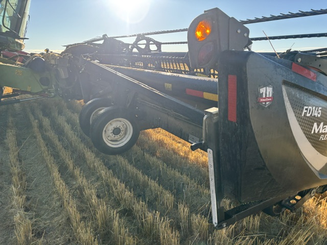 2019 MacDon FD145 Header Combine