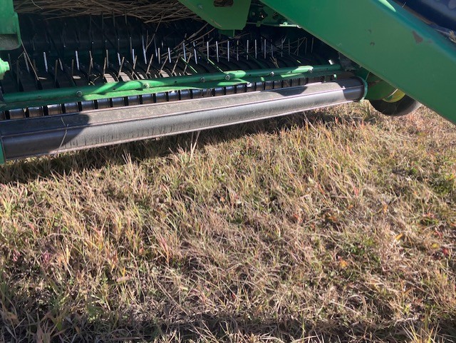 2010 John Deere 568 Baler/Round
