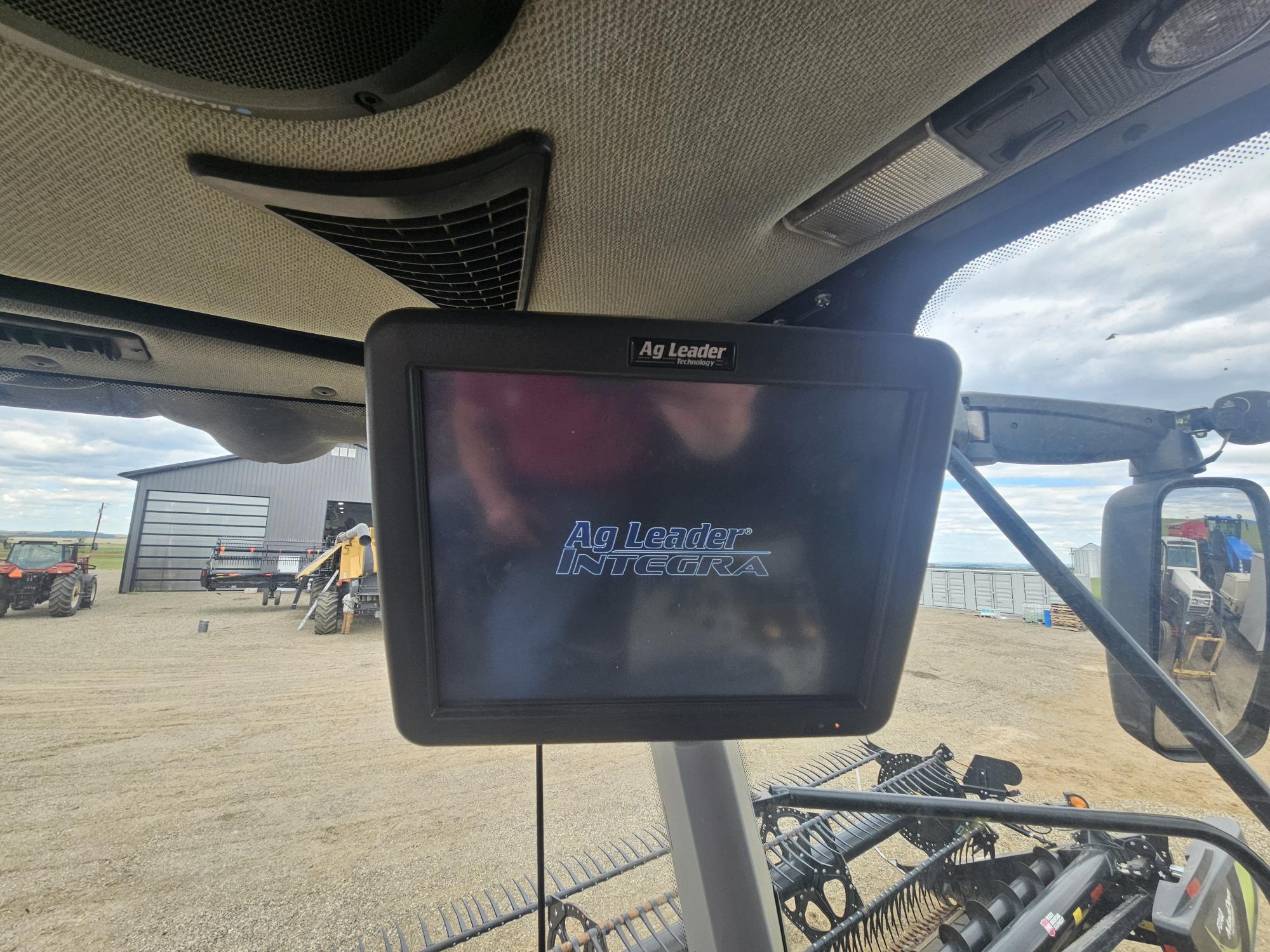 2013 CLAAS 780 Combine