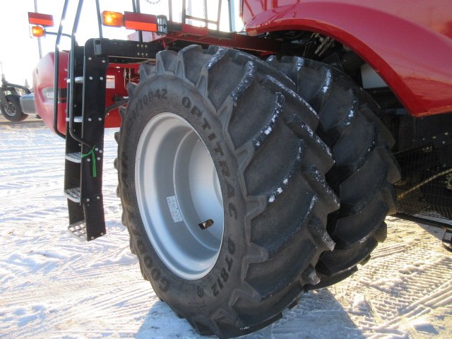 2016 Case 8240 Combine