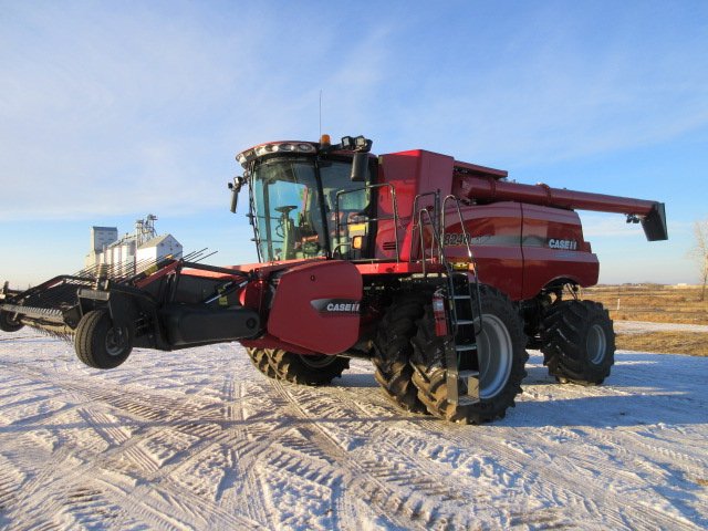2016 Case 8240 Combine