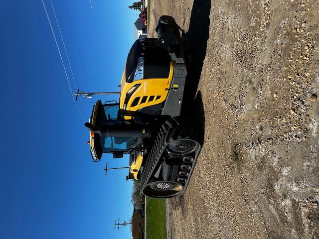 2017 AGCO Allis MT865E Tractor Rubber Track