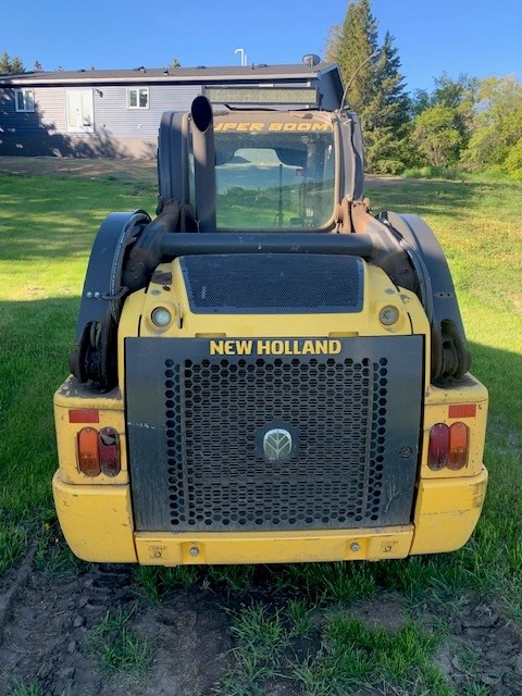 2013 New Holland L220 Skid Steer Loader